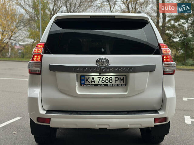 Білий Тойота Ленд Крузер Прадо, об'ємом двигуна 3 л та пробігом 291 тис. км за 27400 $, фото 12 на Automoto.ua