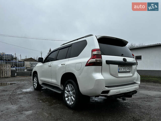 Белый Тойота Ленд Крузер Прадо, объемом двигателя 3 л и пробегом 148 тыс. км за 27500 $, фото 15 на Automoto.ua