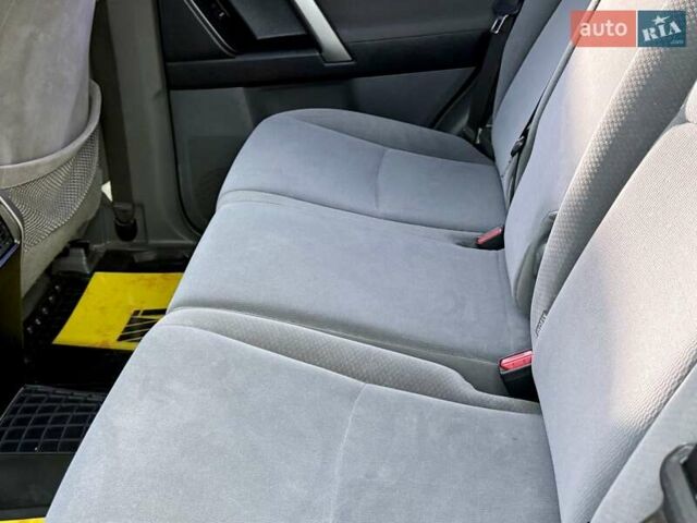 Белый Тойота Ленд Крузер Прадо, объемом двигателя 3 л и пробегом 267 тыс. км за 23500 $, фото 55 на Automoto.ua