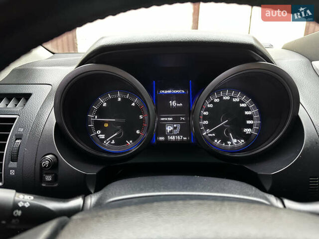 Белый Тойота Ленд Крузер Прадо, объемом двигателя 3 л и пробегом 148 тыс. км за 27500 $, фото 20 на Automoto.ua