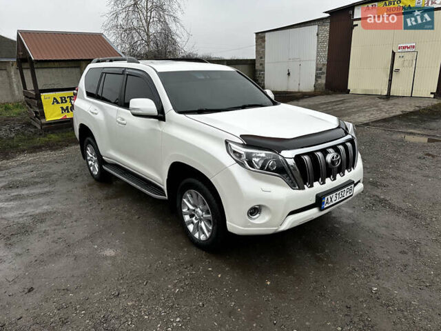 Белый Тойота Ленд Крузер Прадо, объемом двигателя 3 л и пробегом 148 тыс. км за 27500 $, фото 4 на Automoto.ua