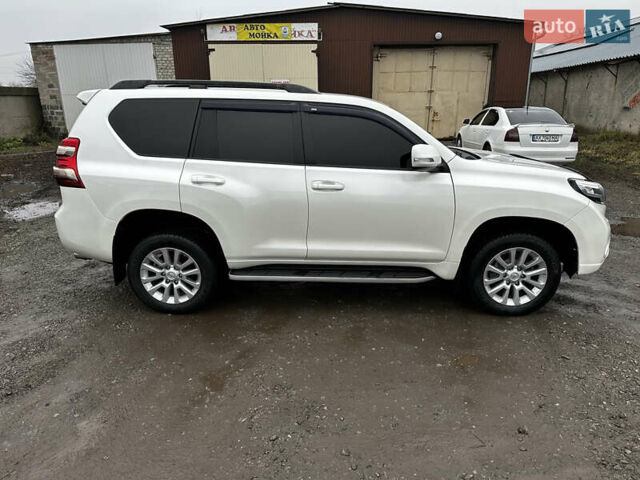 Белый Тойота Ленд Крузер Прадо, объемом двигателя 3 л и пробегом 148 тыс. км за 27500 $, фото 5 на Automoto.ua