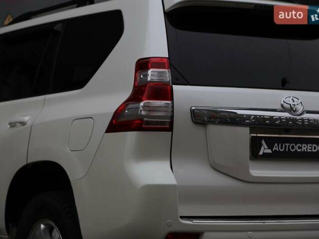 Білий Тойота Ленд Крузер Прадо, об'ємом двигуна 3 л та пробігом 142 тис. км за 34900 $, фото 7 на Automoto.ua