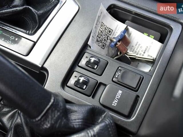 Белый Тойота Ленд Крузер Прадо, объемом двигателя 3 л и пробегом 231 тыс. км за 31700 $, фото 62 на Automoto.ua