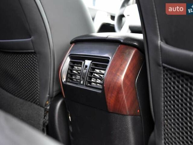 Белый Тойота Ленд Крузер Прадо, объемом двигателя 3 л и пробегом 231 тыс. км за 31700 $, фото 73 на Automoto.ua