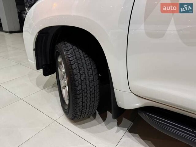 Белый Тойота Ленд Крузер Прадо, объемом двигателя 2.98 л и пробегом 112 тыс. км за 31900 $, фото 22 на Automoto.ua
