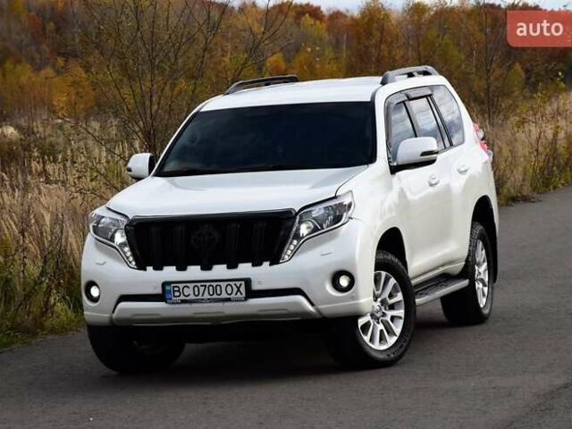 Белый Тойота Ленд Крузер Прадо, объемом двигателя 3 л и пробегом 231 тыс. км за 31700 $, фото 3 на Automoto.ua