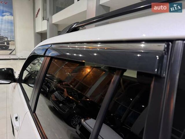 Белый Тойота Ленд Крузер Прадо, объемом двигателя 2.98 л и пробегом 112 тыс. км за 31900 $, фото 32 на Automoto.ua