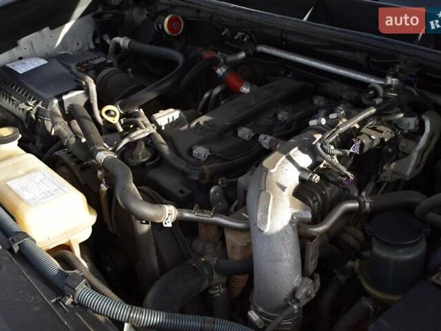 Белый Тойота Ленд Крузер Прадо, объемом двигателя 3 л и пробегом 231 тыс. км за 31700 $, фото 79 на Automoto.ua