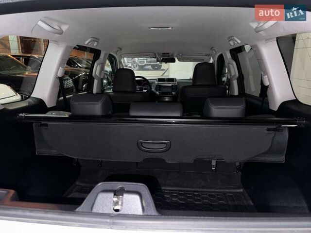 Белый Тойота Ленд Крузер Прадо, объемом двигателя 2.98 л и пробегом 112 тыс. км за 31900 $, фото 45 на Automoto.ua