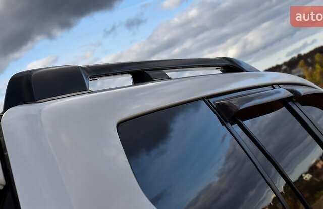 Белый Тойота Ленд Крузер Прадо, объемом двигателя 3 л и пробегом 231 тыс. км за 31700 $, фото 40 на Automoto.ua