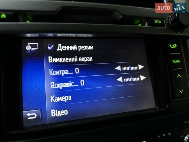 Белый Тойота Ленд Крузер Прадо, объемом двигателя 2.98 л и пробегом 112 тыс. км за 31900 $, фото 146 на Automoto.ua