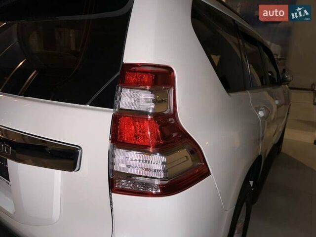 Белый Тойота Ленд Крузер Прадо, объемом двигателя 2.98 л и пробегом 112 тыс. км за 31900 $, фото 143 на Automoto.ua