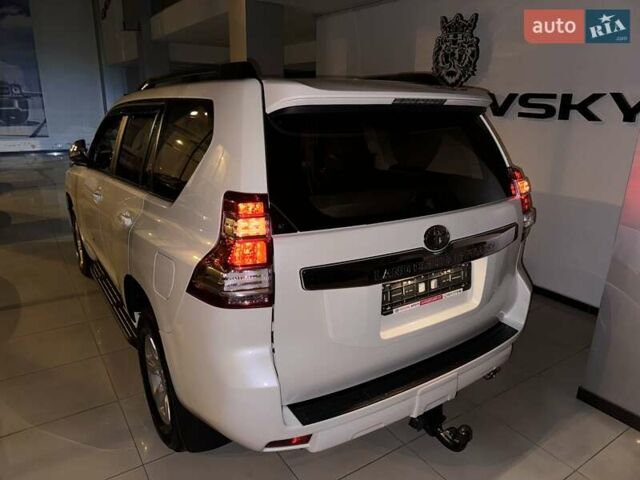 Белый Тойота Ленд Крузер Прадо, объемом двигателя 2.98 л и пробегом 112 тыс. км за 31900 $, фото 138 на Automoto.ua