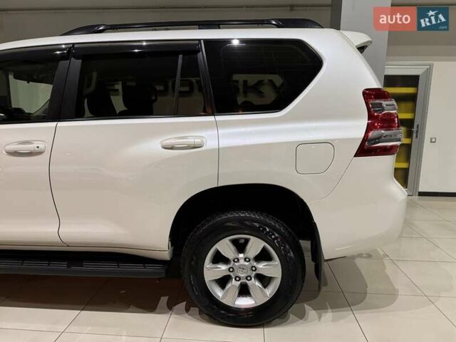 Белый Тойота Ленд Крузер Прадо, объемом двигателя 2.98 л и пробегом 112 тыс. км за 31900 $, фото 29 на Automoto.ua
