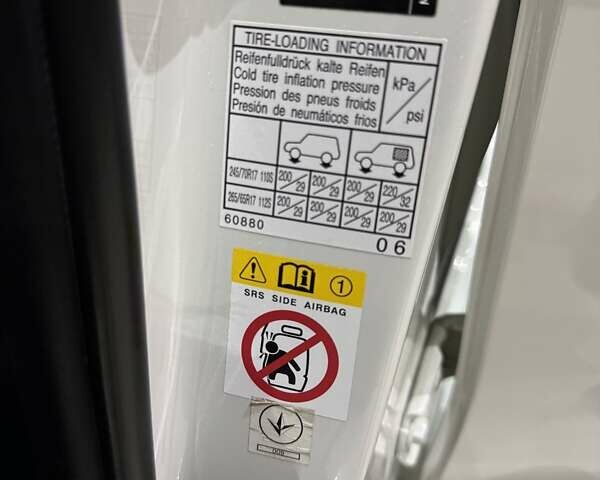 Белый Тойота Ленд Крузер Прадо, объемом двигателя 2.98 л и пробегом 112 тыс. км за 31900 $, фото 23 на Automoto.ua