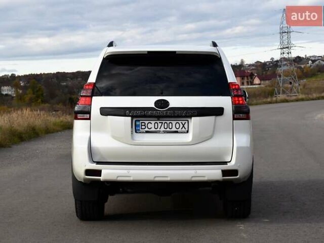 Белый Тойота Ленд Крузер Прадо, объемом двигателя 3 л и пробегом 231 тыс. км за 31700 $, фото 12 на Automoto.ua