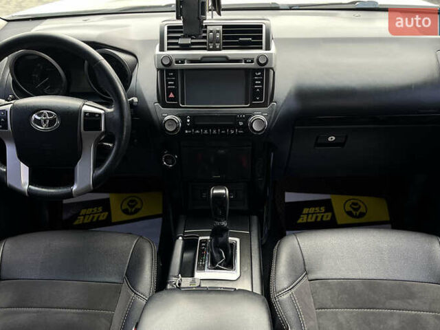 Тойота Ленд Крузер Прадо 2014 в Мукачеве на Automoto.ua Белый Тойота Ленд Крузер Прадо, объемом двигателя 2.98 л и пробегом 173 тыс. км за 31150 $, фото 8 на Automoto.ua
