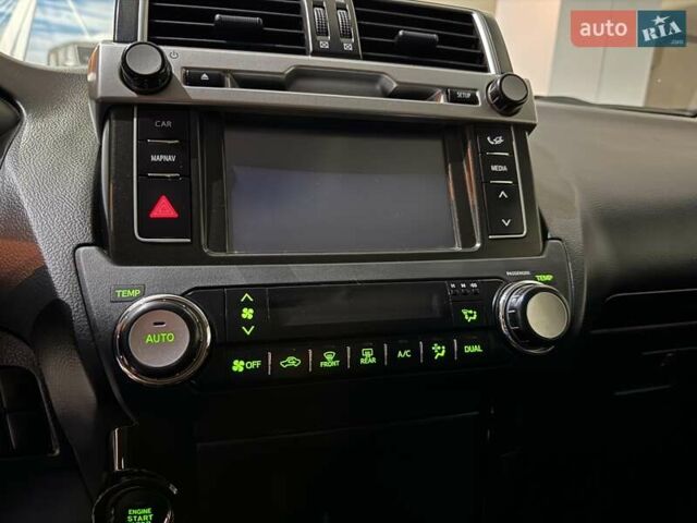 Белый Тойота Ленд Крузер Прадо, объемом двигателя 2.98 л и пробегом 112 тыс. км за 31900 $, фото 78 на Automoto.ua