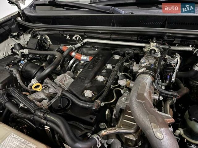 Белый Тойота Ленд Крузер Прадо, объемом двигателя 2.98 л и пробегом 112 тыс. км за 31900 $, фото 7 на Automoto.ua