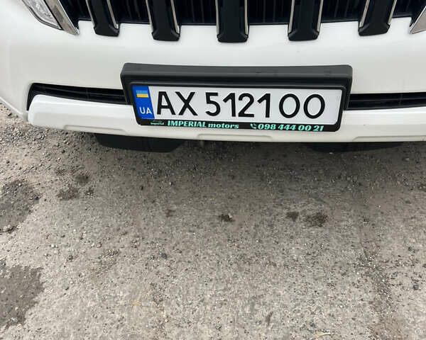 Белый Тойота Ленд Крузер Прадо, объемом двигателя 2.69 л и пробегом 130 тыс. км за 24000 $, фото 8 на Automoto.ua