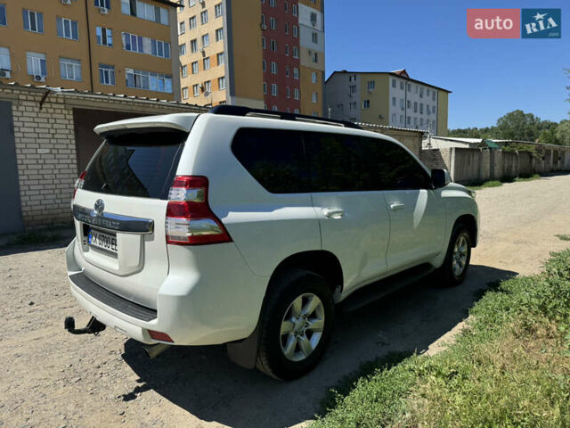 Белый Тойота Ленд Крузер Прадо, объемом двигателя 2.98 л и пробегом 270 тыс. км за 27500 $, фото 4 на Automoto.ua