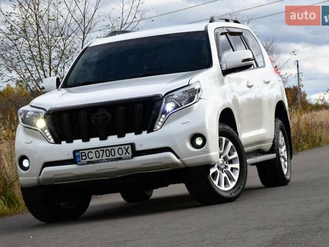 Белый Тойота Ленд Крузер Прадо, объемом двигателя 3 л и пробегом 231 тыс. км за 31700 $, фото 4 на Automoto.ua