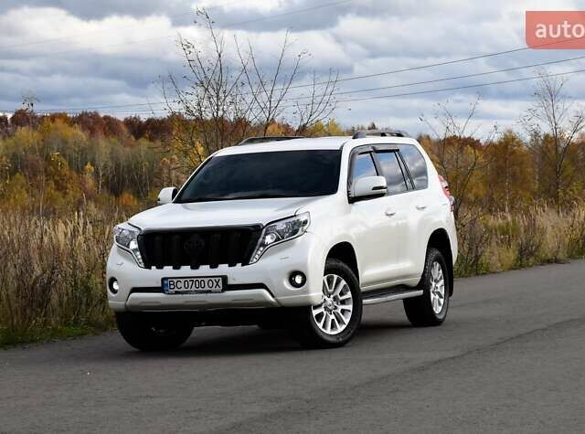 Белый Тойота Ленд Крузер Прадо, объемом двигателя 3 л и пробегом 231 тыс. км за 31700 $, фото 1 на Automoto.ua