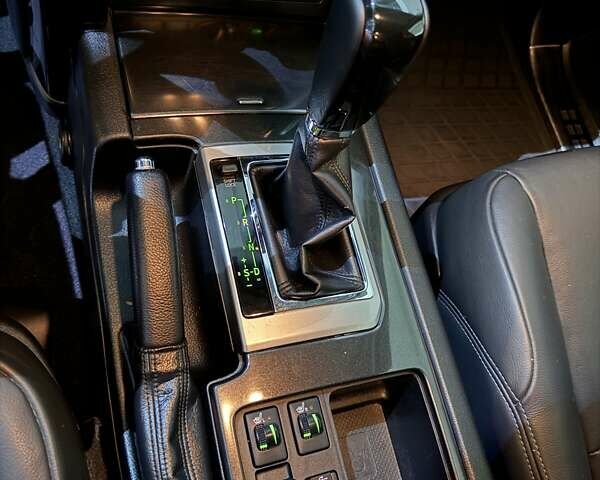 Белый Тойота Ленд Крузер Прадо, объемом двигателя 2.98 л и пробегом 112 тыс. км за 31900 $, фото 73 на Automoto.ua