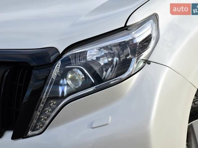 Белый Тойота Ленд Крузер Прадо, объемом двигателя 3 л и пробегом 231 тыс. км за 31700 $, фото 18 на Automoto.ua