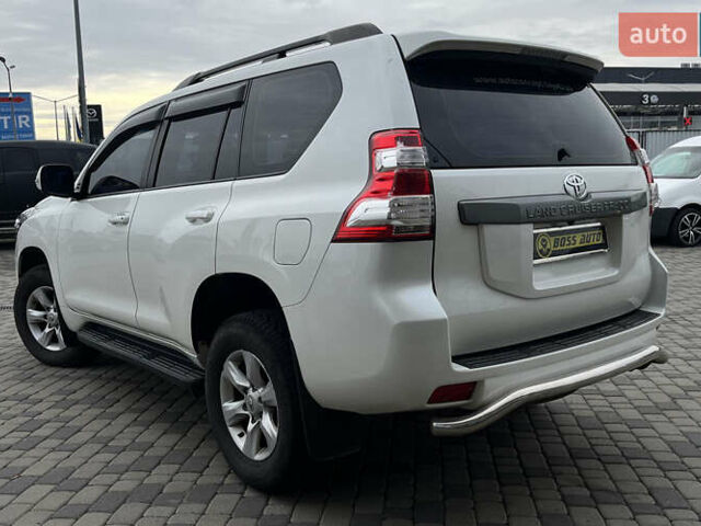 Тойота Ленд Крузер Прадо 2014 в Мукачеве на Automoto.ua Белый Тойота Ленд Крузер Прадо, объемом двигателя 2.98 л и пробегом 173 тыс. км за 31150 $, фото 4 на Automoto.ua