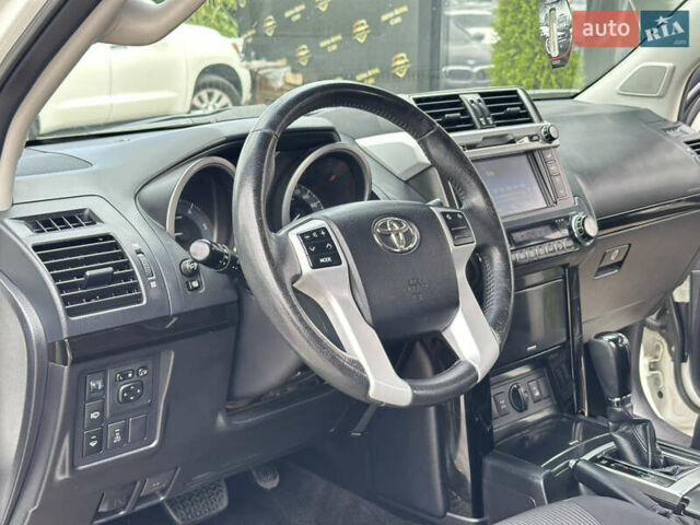 Білий Тойота Ленд Крузер Прадо, об'ємом двигуна 2.98 л та пробігом 189 тис. км за 28000 $, фото 13 на Automoto.ua