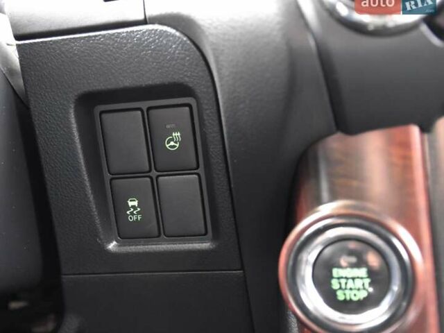 Белый Тойота Ленд Крузер Прадо, объемом двигателя 3 л и пробегом 231 тыс. км за 31700 $, фото 64 на Automoto.ua