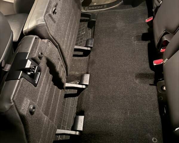 Белый Тойота Ленд Крузер Прадо, объемом двигателя 2.98 л и пробегом 112 тыс. км за 31900 $, фото 104 на Automoto.ua