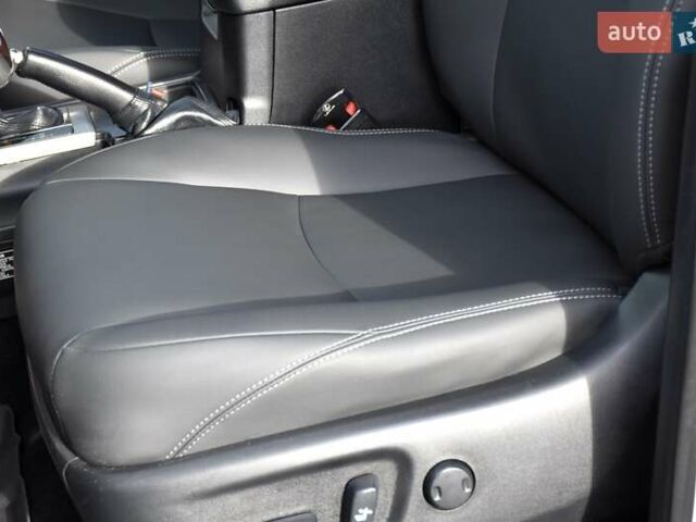 Белый Тойота Ленд Крузер Прадо, объемом двигателя 3 л и пробегом 231 тыс. км за 31700 $, фото 56 на Automoto.ua