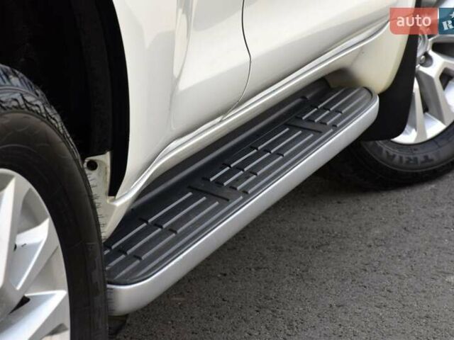 Белый Тойота Ленд Крузер Прадо, объемом двигателя 3 л и пробегом 231 тыс. км за 31700 $, фото 39 на Automoto.ua