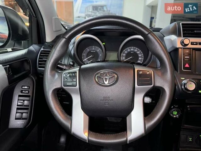 Белый Тойота Ленд Крузер Прадо, объемом двигателя 2.98 л и пробегом 112 тыс. км за 31900 $, фото 67 на Automoto.ua