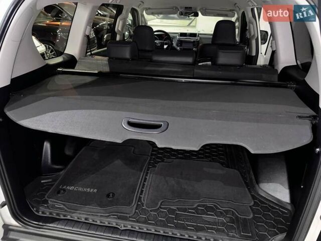 Белый Тойота Ленд Крузер Прадо, объемом двигателя 2.98 л и пробегом 112 тыс. км за 31900 $, фото 111 на Automoto.ua