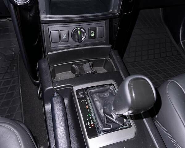 Белый Тойота Ленд Крузер Прадо, объемом двигателя 2.98 л и пробегом 112 тыс. км за 31900 $, фото 83 на Automoto.ua