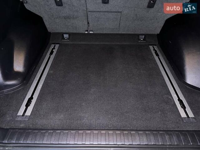 Белый Тойота Ленд Крузер Прадо, объемом двигателя 2.98 л и пробегом 112 тыс. км за 31900 $, фото 109 на Automoto.ua