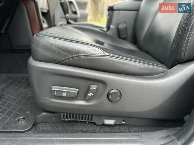 Белый Тойота Ленд Крузер Прадо, объемом двигателя 2.8 л и пробегом 280 тыс. км за 26999 $, фото 54 на Automoto.ua