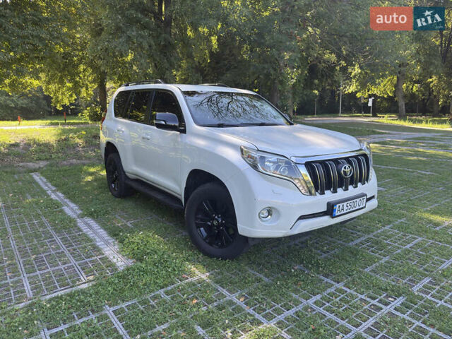 Белый Тойота Ленд Крузер Прадо, объемом двигателя 2.76 л и пробегом 161 тыс. км за 31900 $, фото 2 на Automoto.ua