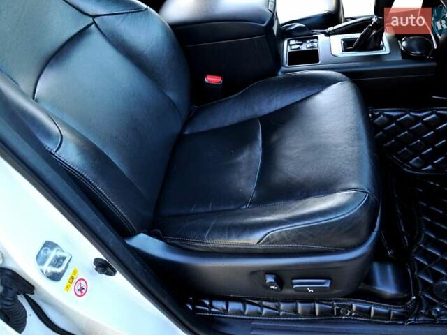 Білий Тойота Ленд Крузер Прадо, об'ємом двигуна 2.7 л та пробігом 145 тис. км за 25500 $, фото 31 на Automoto.ua