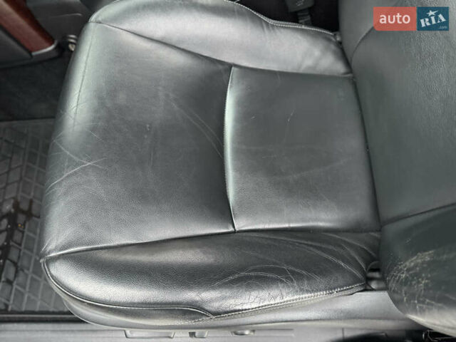 Белый Тойота Ленд Крузер Прадо, объемом двигателя 2.8 л и пробегом 280 тыс. км за 26999 $, фото 53 на Automoto.ua