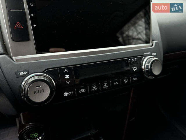 Белый Тойота Ленд Крузер Прадо, объемом двигателя 2.8 л и пробегом 280 тыс. км за 26999 $, фото 80 на Automoto.ua