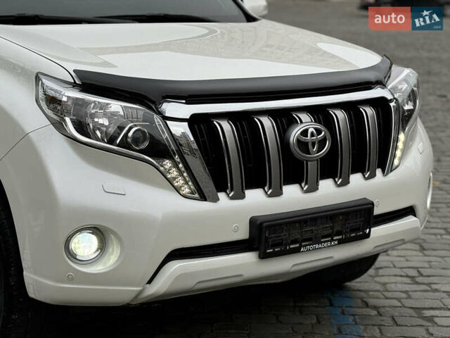 Белый Тойота Ленд Крузер Прадо, объемом двигателя 2.8 л и пробегом 280 тыс. км за 26999 $, фото 31 на Automoto.ua