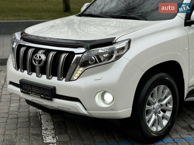 Белый Тойота Ленд Крузер Прадо, объемом двигателя 2.8 л и пробегом 280 тыс. км за 26999 $, фото 28 на Automoto.ua
