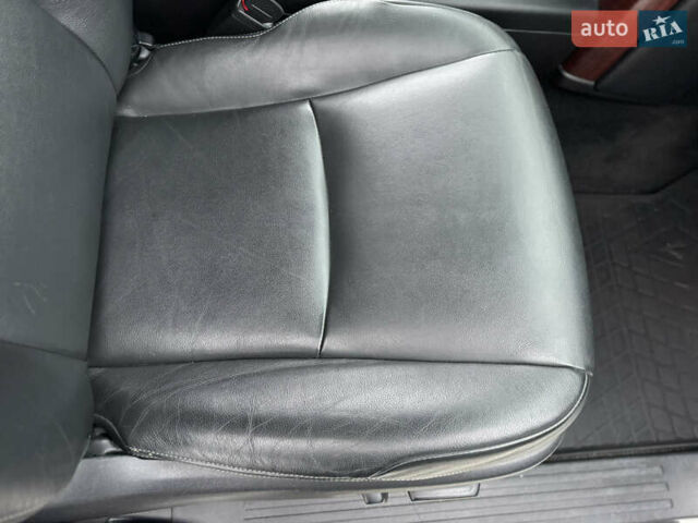 Белый Тойота Ленд Крузер Прадо, объемом двигателя 2.8 л и пробегом 280 тыс. км за 26999 $, фото 68 на Automoto.ua