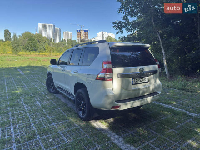 Белый Тойота Ленд Крузер Прадо, объемом двигателя 2.76 л и пробегом 161 тыс. км за 31900 $, фото 4 на Automoto.ua
