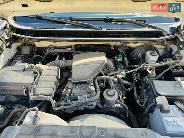 Белый Тойота Ленд Крузер Прадо, объемом двигателя 2.7 л и пробегом 94 тыс. км за 25800 $, фото 10 на Automoto.ua